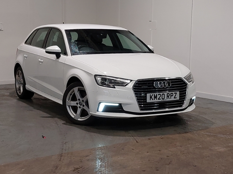 Audi A3 40 E-tron S Tronic White