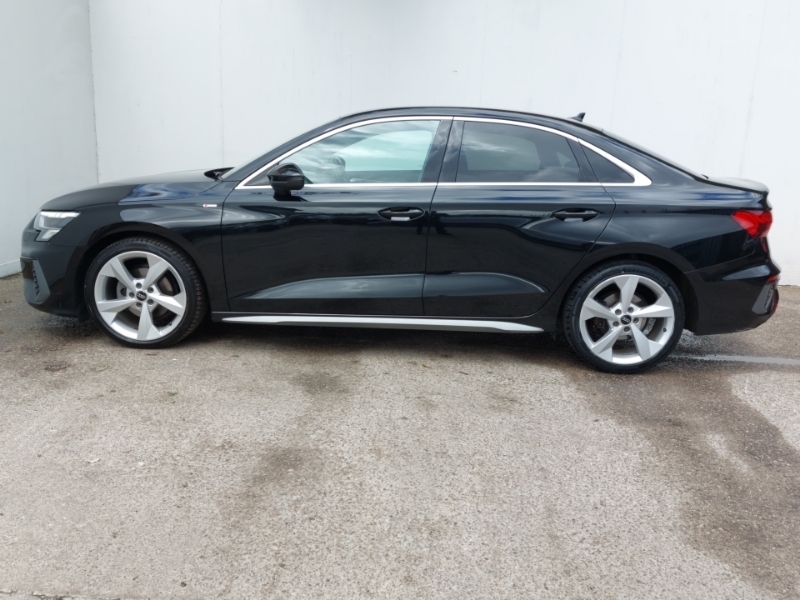 Audi A3 35 Tfsi S Line S Tronic WR22YPE Black #4