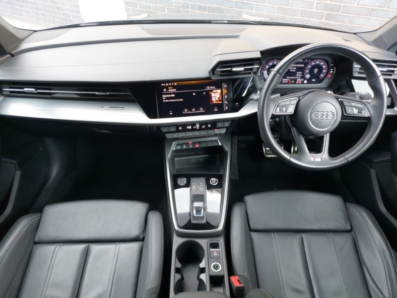 Audi A3 35 Tfsi S Line S Tronic GD73BVO Grey #3