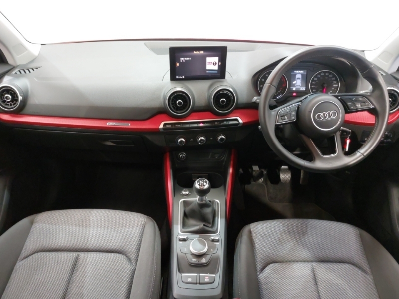 Audi Q2 1.0 Tfsi Sport Red #3
