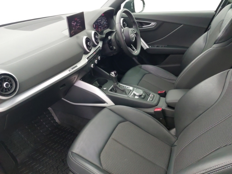 Audi Q2 35 Tfsi S Line S Tronic Grey #6