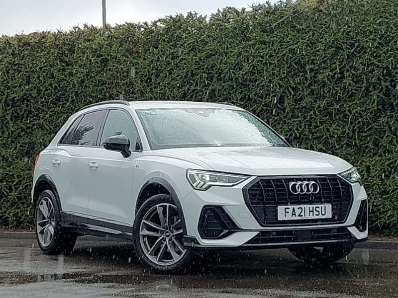 Audi Q3 35 Tfsi Black Edition S Tronic FA21HSU White