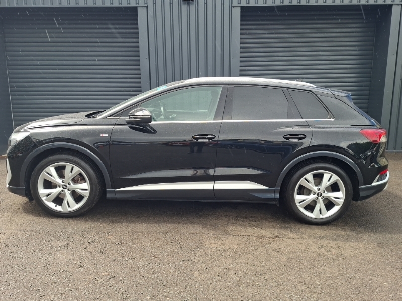 Audi Q4 E Tron 125Kw 35 55Kwh S Line Black #4