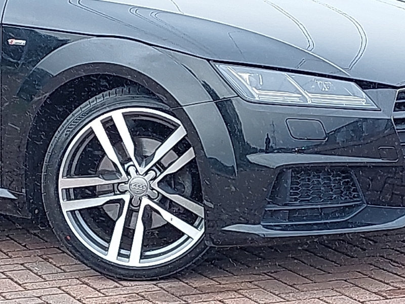 Audi TT Black #20