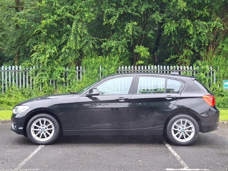 BMW 1 Series 116D Se Business Navservotronic YA18ZKK Black #4