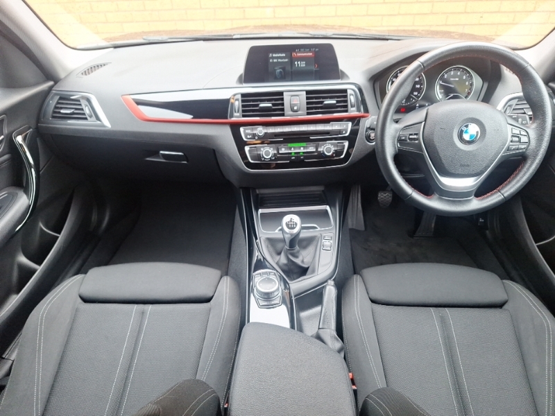 BMW 1 Series 118I 1.5 Sport Navservotronic NG18UYS Black #3