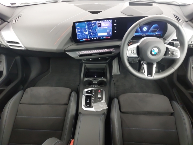 BMW 2 Series 220 M Sport Step White #4
