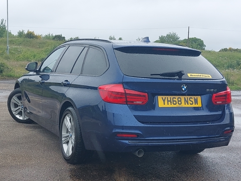 BMW 3 Series 318D Sport Step YH68NSW Blue #2