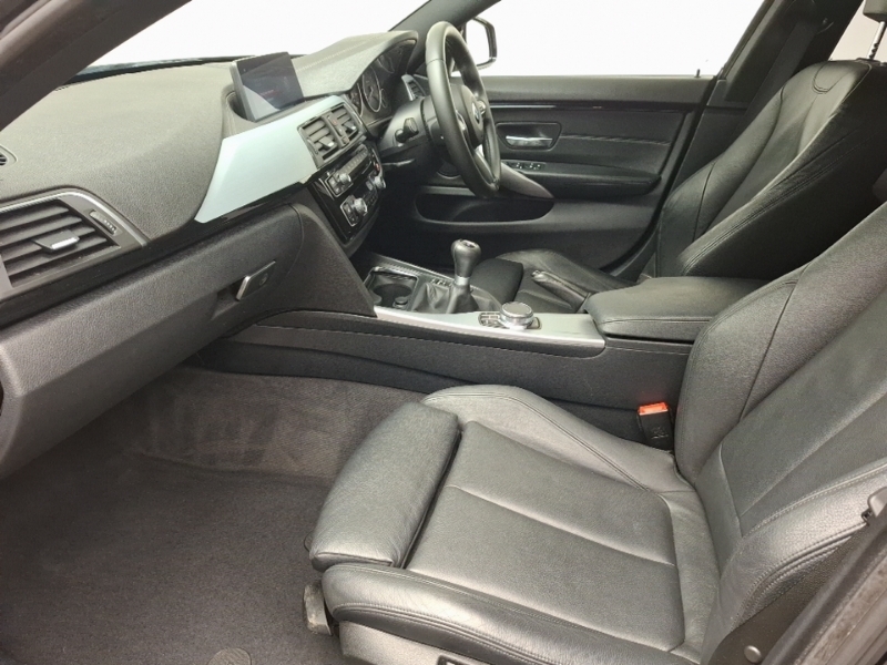 BMW 4 Series 420D 190 M Sport Professional Media Black #5