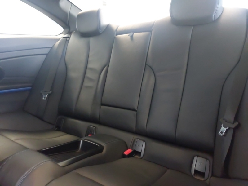 BMW 4 Series 420D Se Gran Coupe White #12