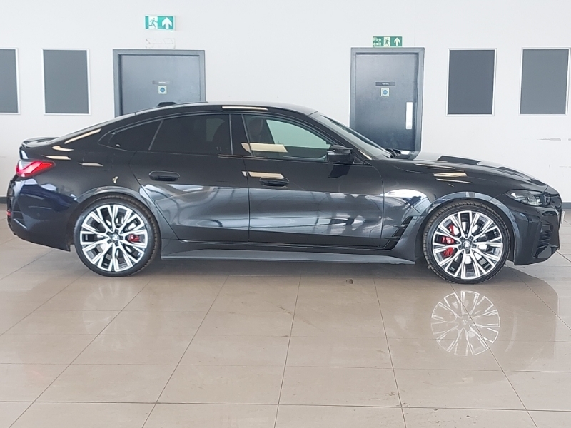 BMW 4 Series M440i Xdrive Mht Step Black #3