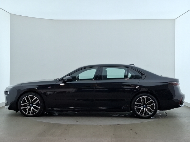 BMW i7 400Kw Xdrive60 M Sport 105.7Kwh Black #4