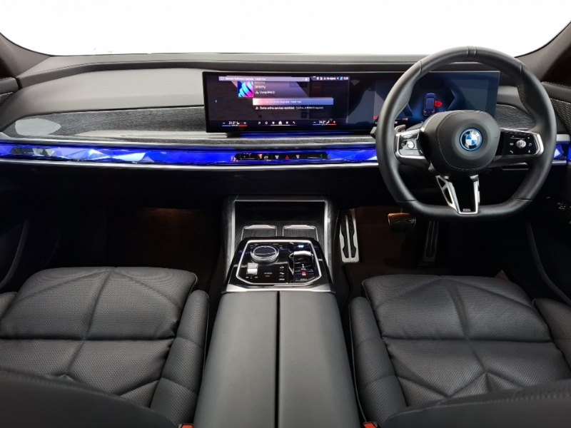 BMW i7 400Kw Xdrive60 M Sport 105.7Kwh Black #3