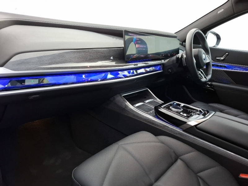 BMW i7 400Kw Xdrive60 M Sport 105.7Kwh Black #5