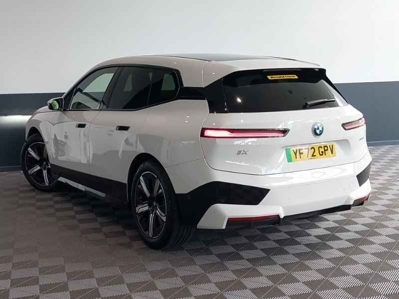 BMW iX 240Kw Xdrive40 M Sport Edition 76.6Kwh White #2