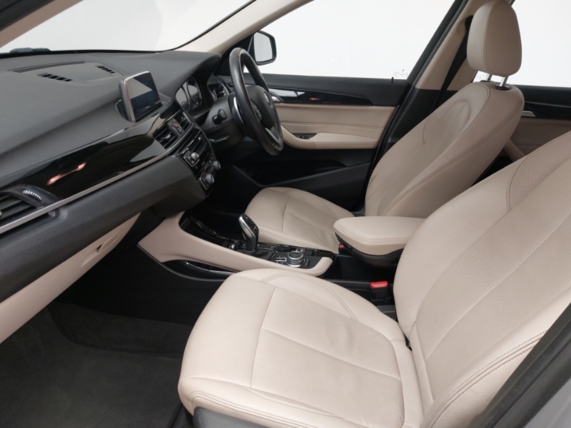 BMW X1 Xdrive 20I Xline Step Silver #5