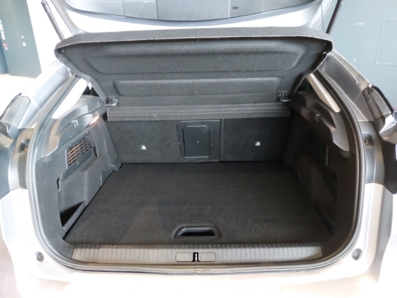 Citroen e-C4 50Kwh Shine Plus Hatchback 11Kw Blue #17