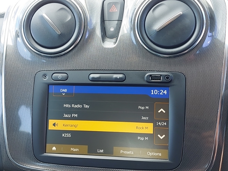 Dacia Sandero Stepway Dacia Sandero Stepway 0.9 Tce Comfort White #11