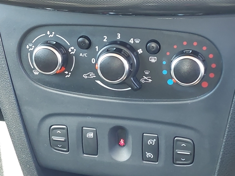 Dacia Sandero Stepway Dacia Sandero Stepway 0.9 Tce Comfort White #15