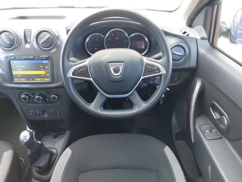 Dacia Sandero Stepway Dacia Sandero Stepway 0.9 Tce Comfort White #8