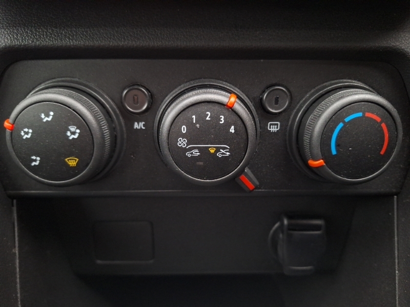Dacia Sandero 1.0 Tce Comfort Blue #17