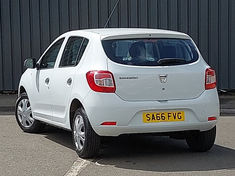 Dacia Sandero 1.2 16V 75 Ambiance White #2