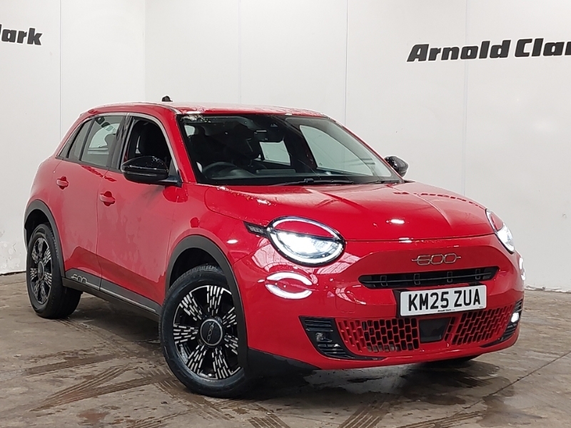 Fiat 600 1.2 Hybrid 48V Edct-6 Red