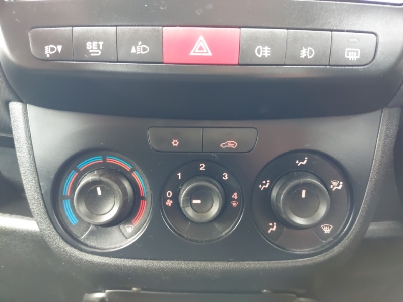Fiat Doblo Pop Silver #10