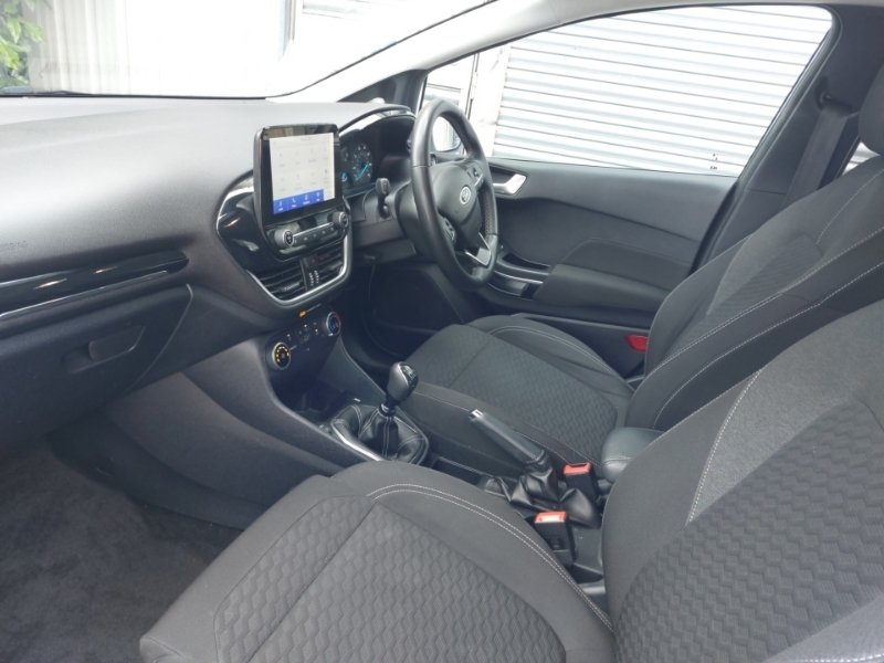 Ford Fiesta 1.0 Ecoboost Titanium YR23TSV White #5