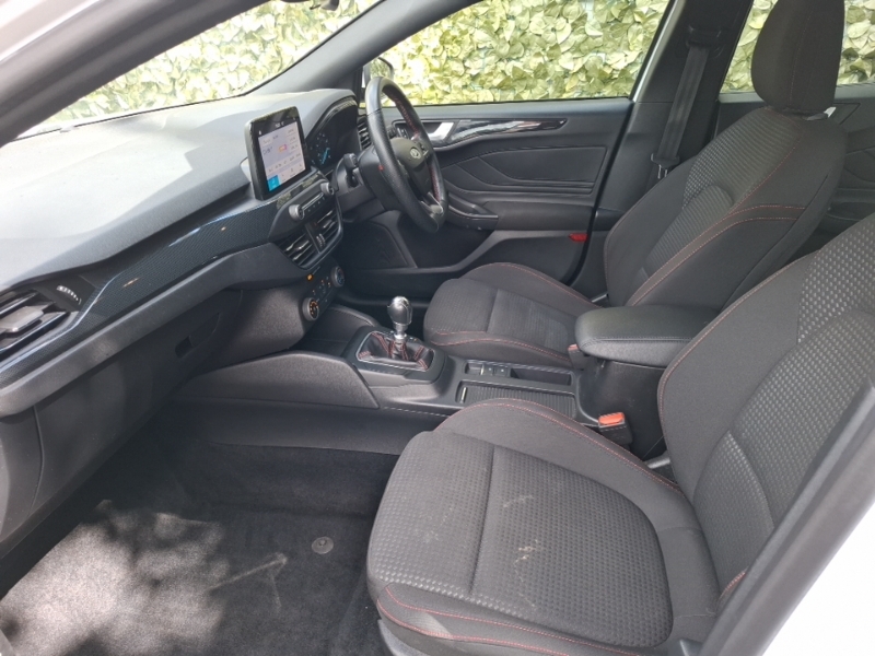 Ford Focus 1.0 Ecoboost 125 St-line White #5