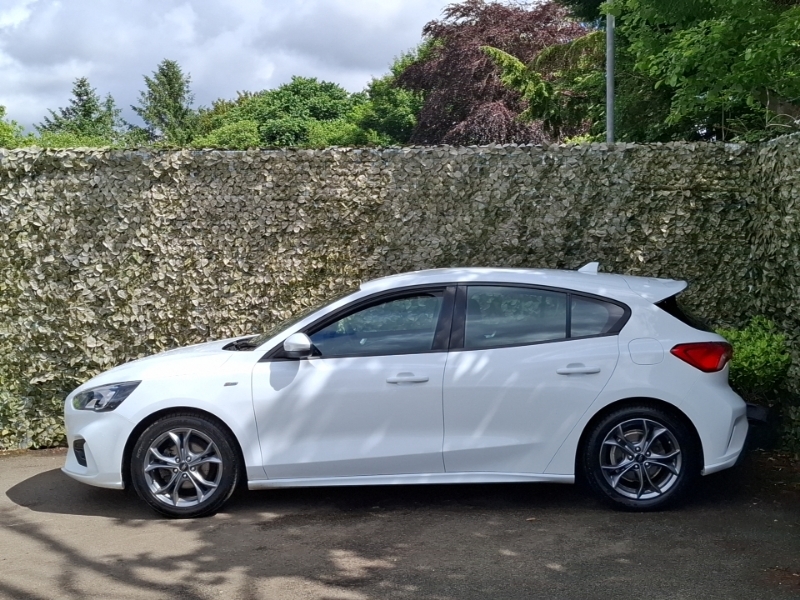 Ford Focus 1.0 Ecoboost 125 St-line White #4