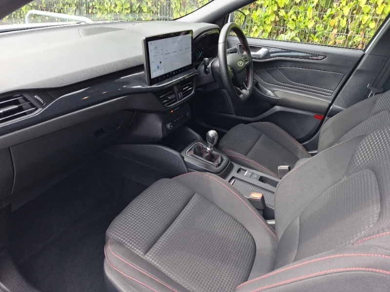 Ford Focus 1.0 Ecoboost Hybrid Mhev 155 St-line White #5