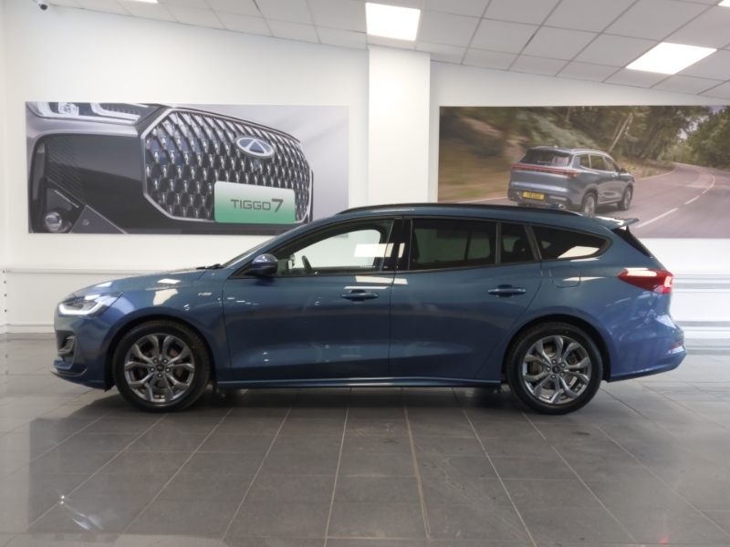 Ford Focus 1.0 Ecoboost Hybrid Mhev 155 St-line WK23XBC Blue #4