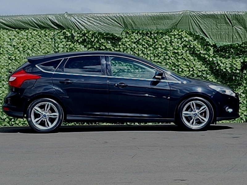 Ford Focus 1.0 125 Ecoboost Titanium X WU14HVB Black #3