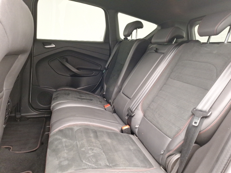 Ford Kuga 2.0 Tdci St-line 2Wd White #6