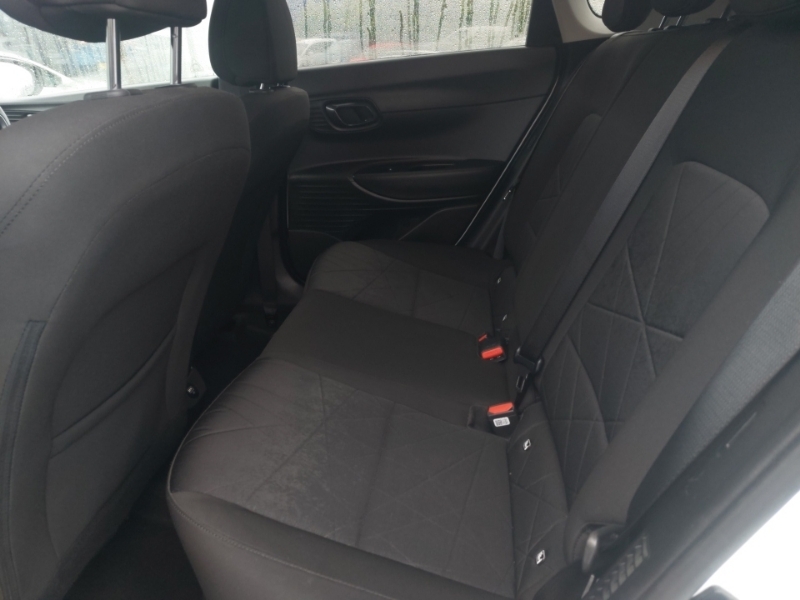 Hyundai Bayon 1.0 Tgdi 48V Mhev Premium Dct White #6