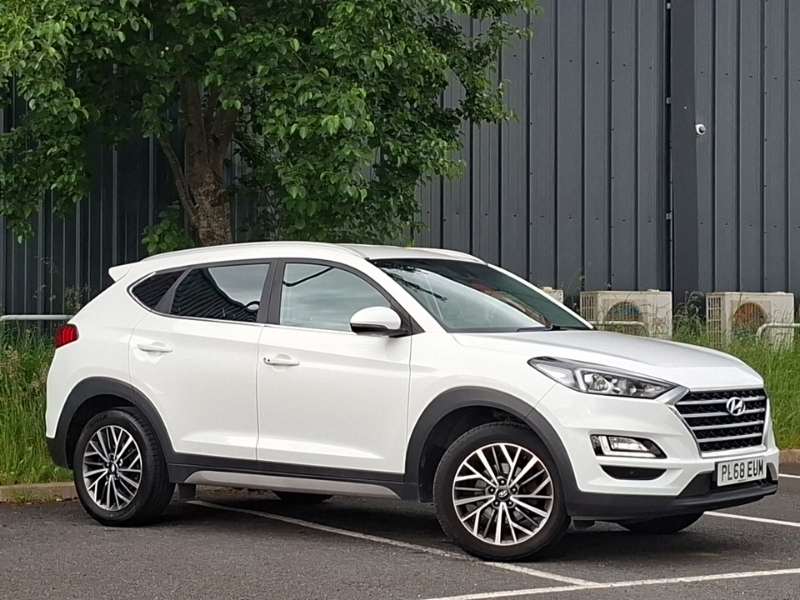 Hyundai Tucson 1.6 Gdi Premium 2Wd White #6