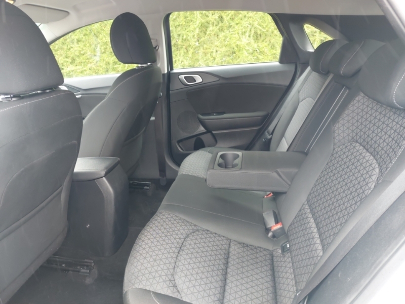 Kia Ceed 1.6 Crdi Isg 2 LB68LNN White #6