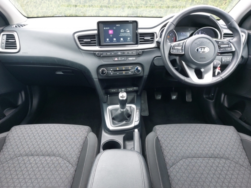 Kia Ceed 1.6 Crdi Isg 2 LB68LNN White #3
