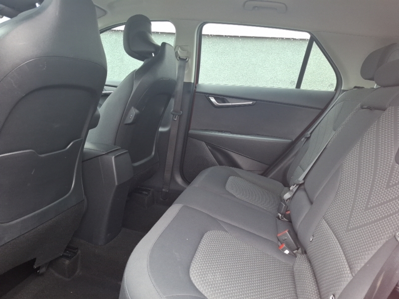 Kia Niro 1.6 Gdi Hybrid 2 Dct Red #6