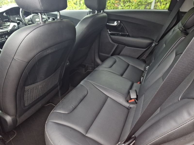 Kia Niro 1.6 Gdi Hybrid 4 Dct LS20TZF Red #6