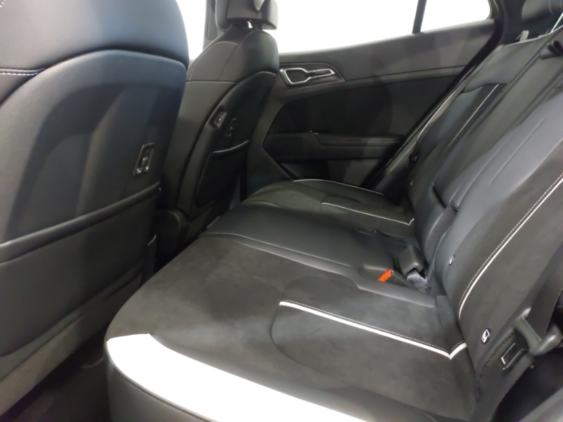 Kia Sportage 1.6T Gdi Hev Gt-line Black #6