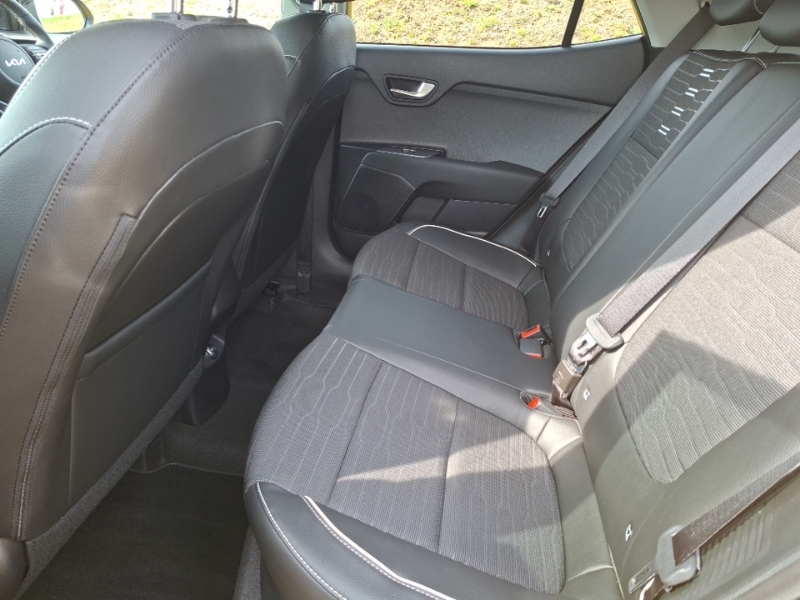 Kia Stonic 1.0T Gdi 48V Gt-line S Dct Yellow #6