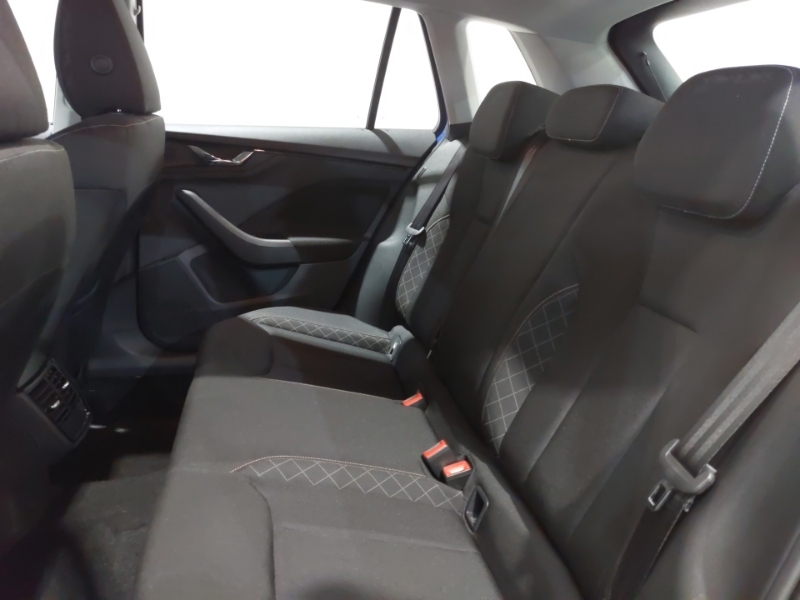 Skoda Kamiq 1.0 Tsi 110 Se Dsg Blue #6