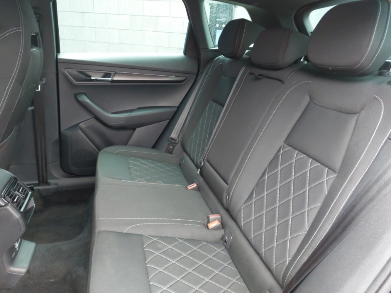 Skoda Karoq 1.5 Tsi Sportline Dsg EO72HHT Black #6