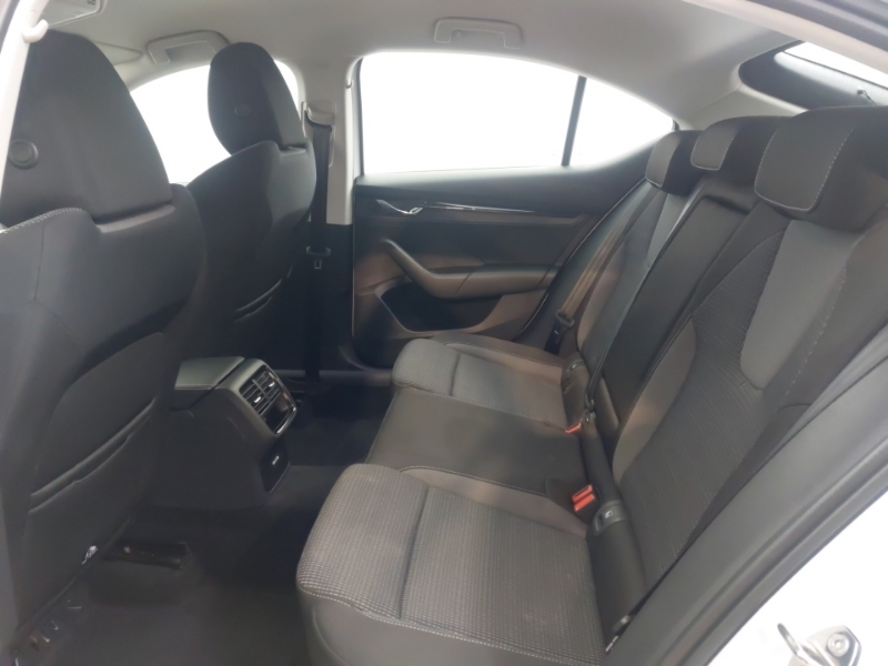 Skoda Octavia 1.0 Tsi Se Technology White #6