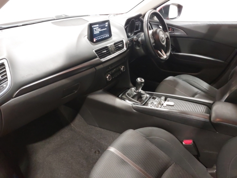 Mazda 3 2.0 Sport Nav Red #5