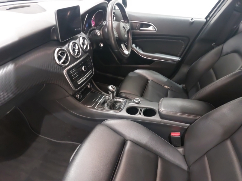 Mercedes-Benz A Class A180d Sport Premium MV67CAX Black #5