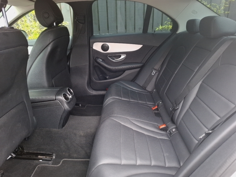 Mercedes-Benz C Class Saloon White #6