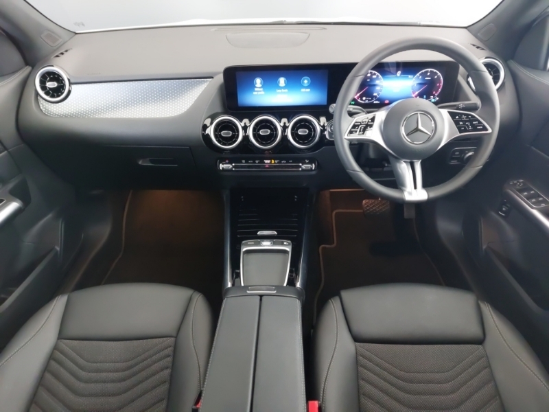 Mercedes-Benz GLA Class Gla 200D Sport Executive White #3